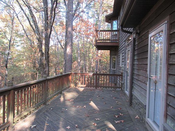 5th image of 102 Silver Fox Ct