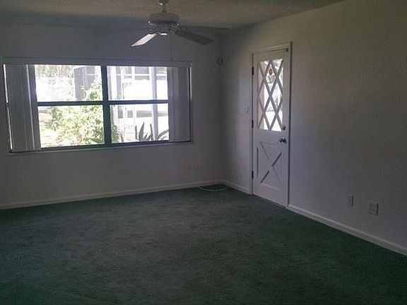 4th image of 11221 Windsong Ct