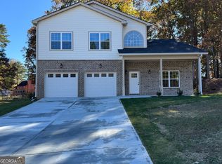 6449 Rebecca Lou Ln, Lithonia, GA 30058