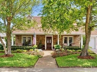 5409 Cocos Plumosas Dr, Kenner, LA 70065