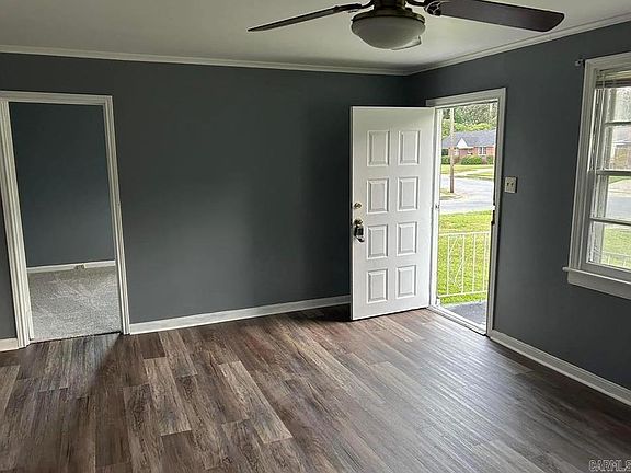 2nd image of 301 Park Pl