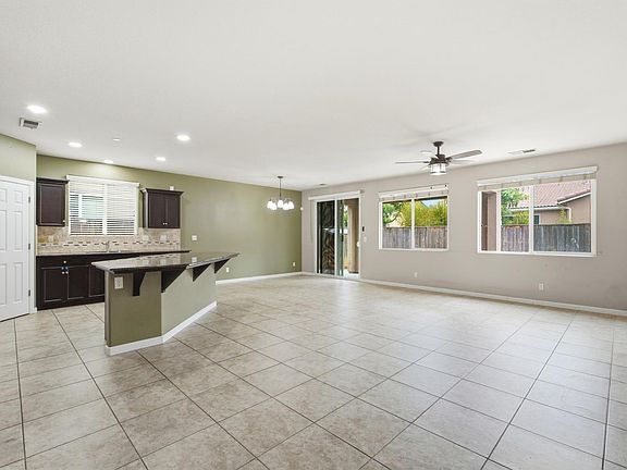 5th image of 7137 N Fusion Dr