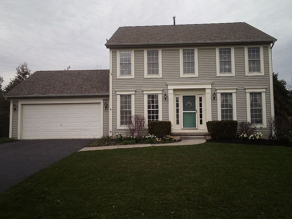 Beautiful colonial home!