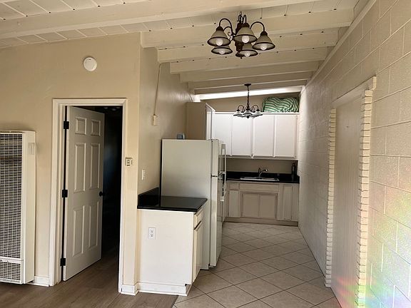 2nd image of 495 Hillview St #495