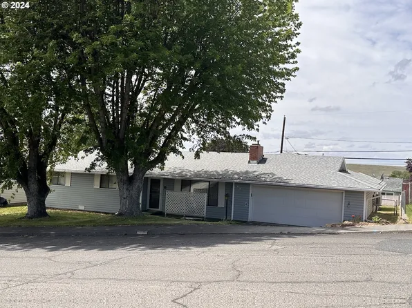 1315 SW 23rd St, Pendleton, OR 97801