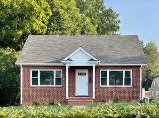 434 N Green St, Morganton, NC 28655