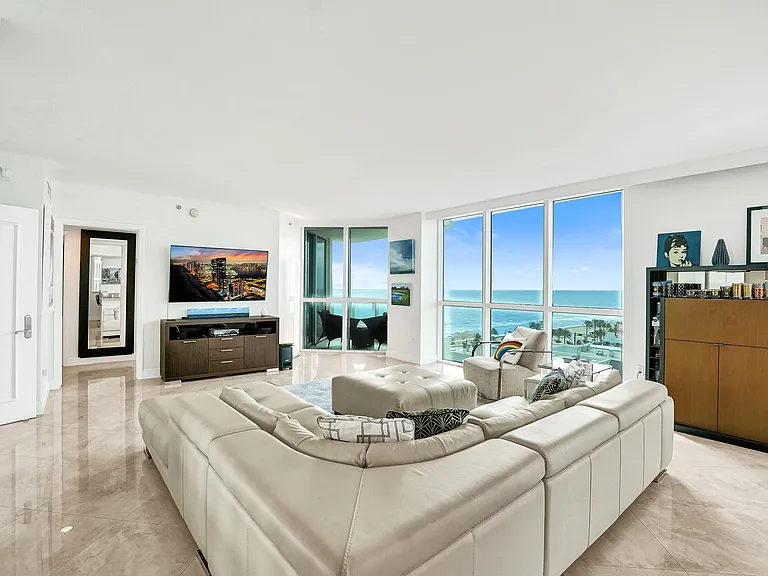 101 S Fort Lauderdale Beach Blvd #1107 — Photo 7