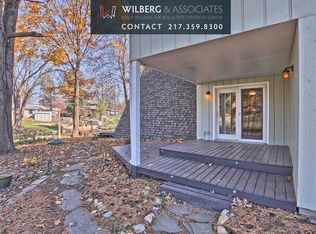 1602 W Point Dr, Mahomet, IL 61853