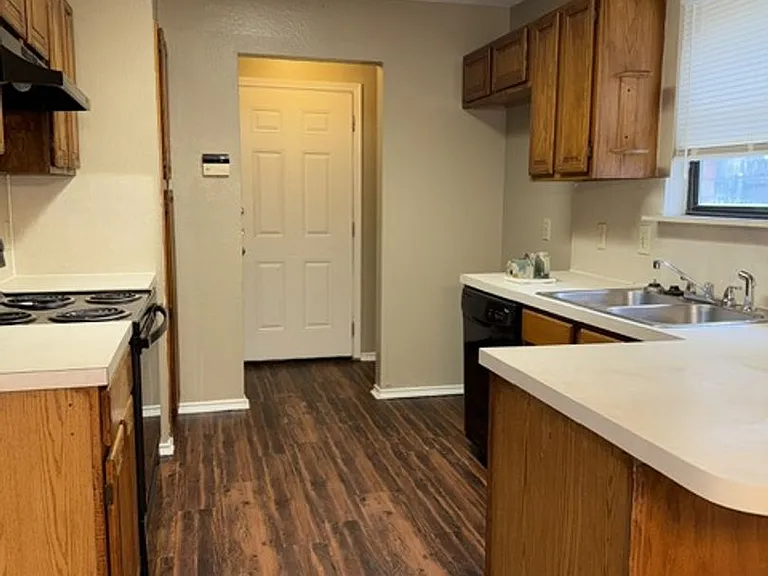 322 Juniper Dr — Photo 4