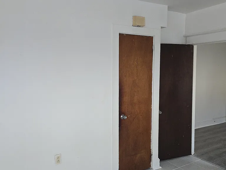 2318 Upland St #1 — Photo 9