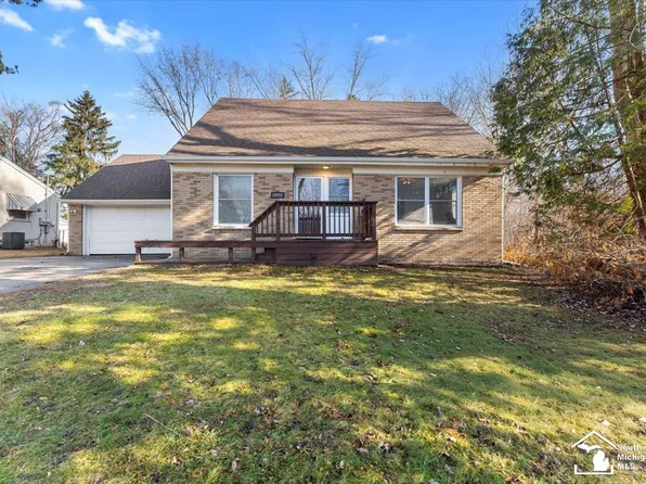 15002 Dixie, Redford, MI 48239