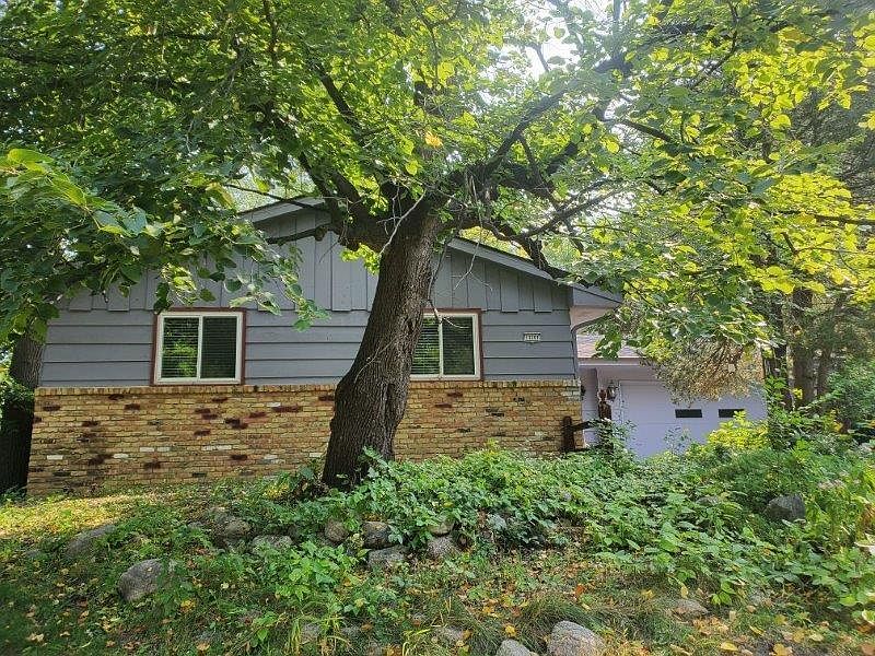 2nd image of 13301 Oliver Ave S