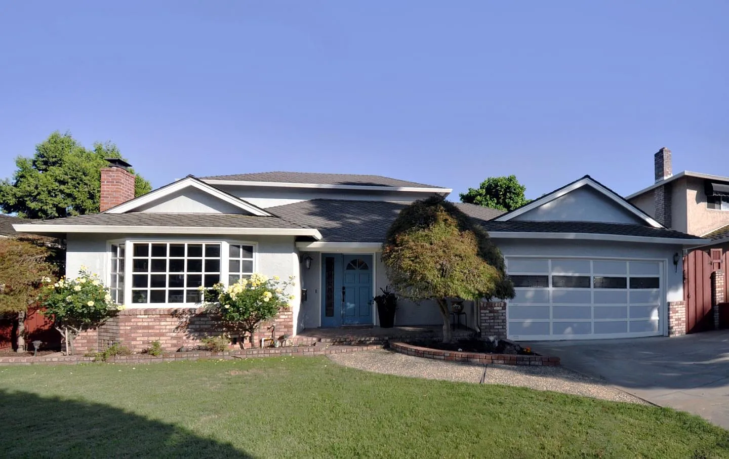 1492 Husted Ave photo 1
