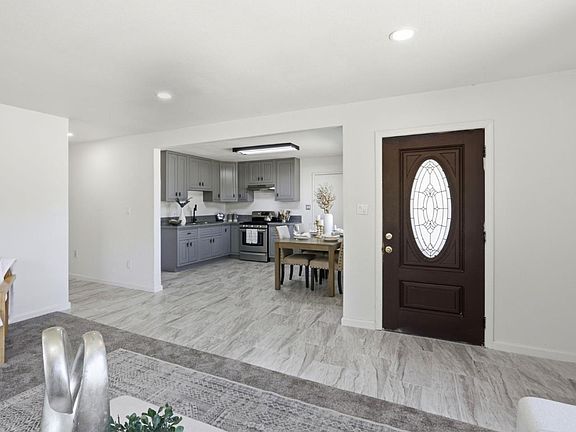 2nd image of 2624 Othello Ave