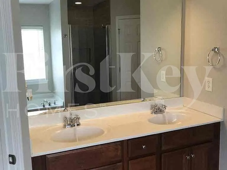 12204 Palomar Dr — Photo 12