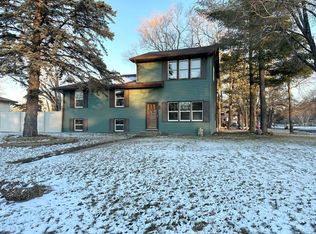 11401 Heather St NW, Coon Rapids, MN 55433