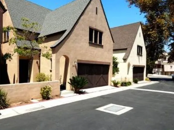 9263 N Tobias Ave, Panorama City, CA 91402