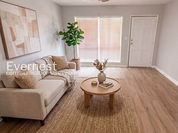 3rd image of 6631 Baldwin Ct