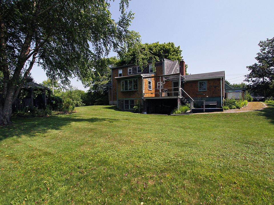 349 Valley Rd, Middletown, RI 02842 Zillow