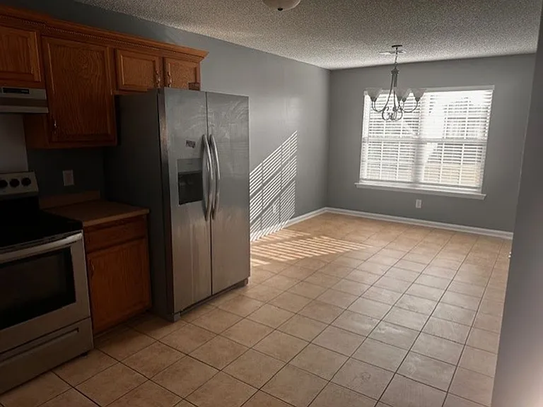 6 Springwater Dr — Photo 5