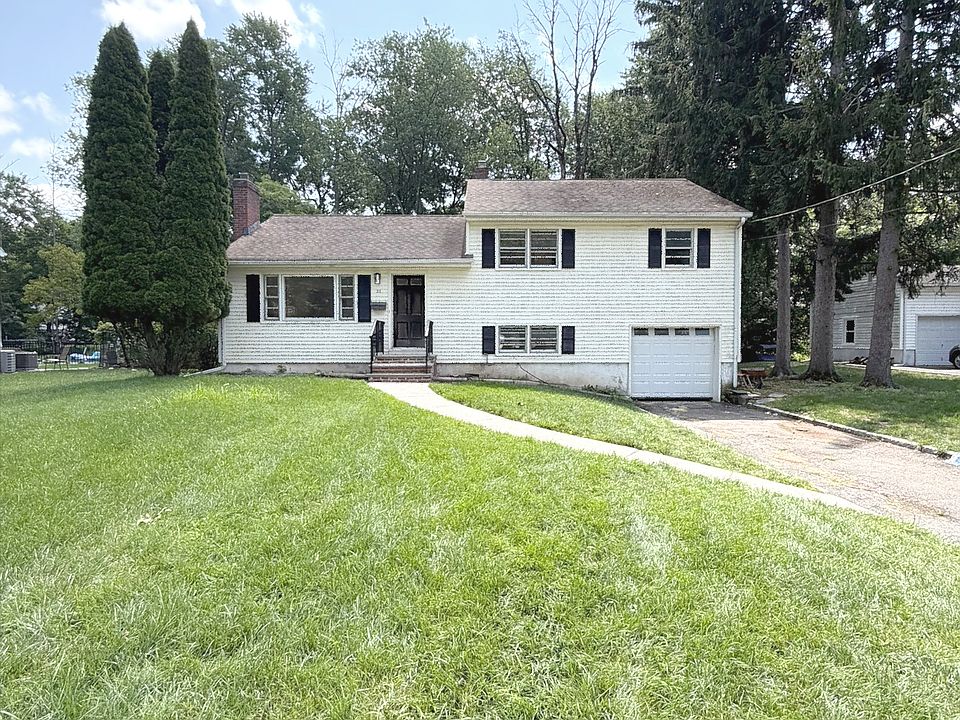 1st image of 22 Springbrook Rd
