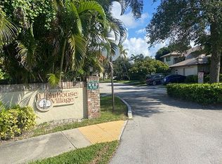 3951 NE 17th Ave APT 702, Pompano Beach, FL 33064