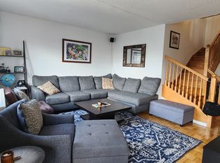 225 8th Ave #10C, New York, NY 10011