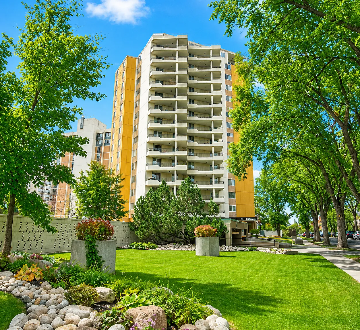 Panorama Apartment — Photo 1