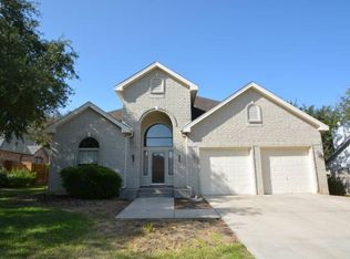 8710 Phoenix Ave, Universal City, TX 78148