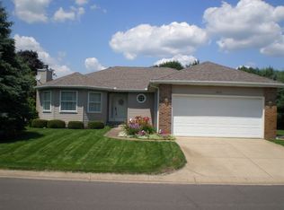 10655 Brookston Dr E, Osceola, IN