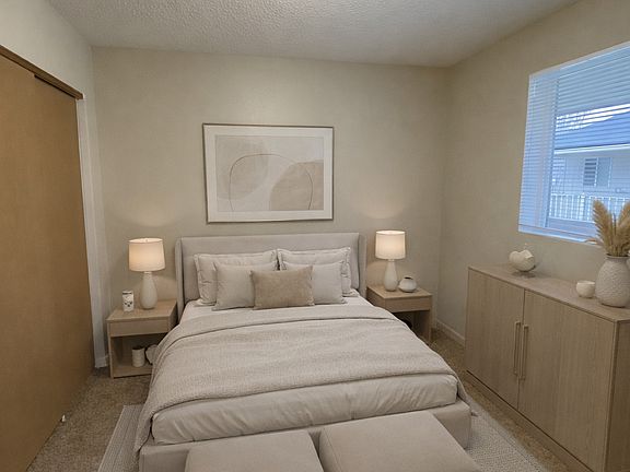 5th image of 310 Pleasant Ave APT 15