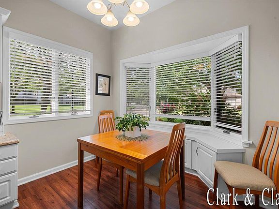 5th image of 1950 Hidden Oak Ct SE