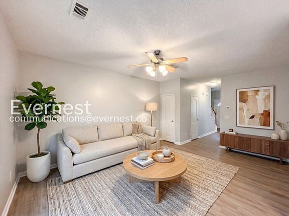 3rd image of 8665 Thomas Rd