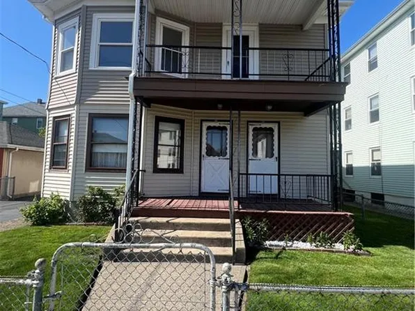78 Margaret St, Pawtucket, RI 02860