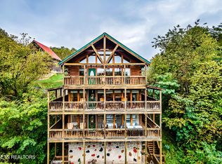 418 Hideaway Ridge Cir, Sevierville, TN 37862