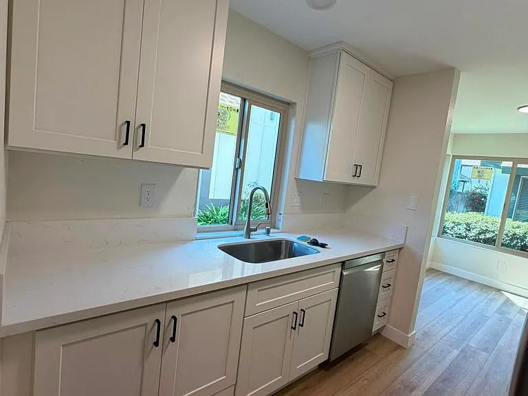 2410 Tocayo Ave #132 — Photo 12