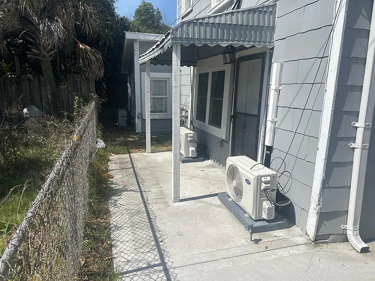 1313 Wilson St #C — Photo 15