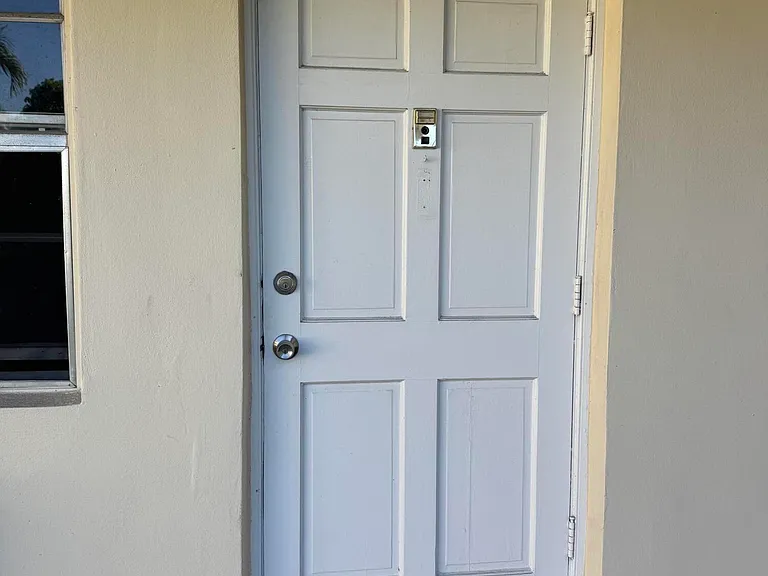 1710 McKinley St #5 — Photo 15