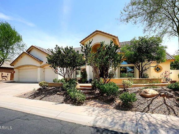 4th image of 1619 E Silverwood Drive