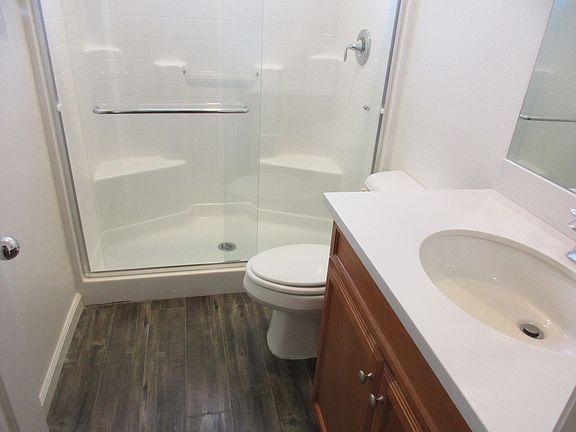 4th image of 13779 Darwin Dr