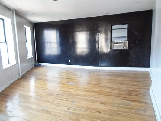 Sold by Manhattan Network Inc. | media 2
