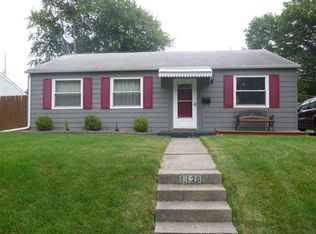 1126 39th St, Moline, IL 61265