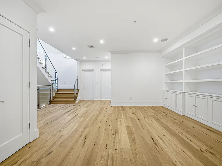 431 Marlborough St #3 — Photo 39