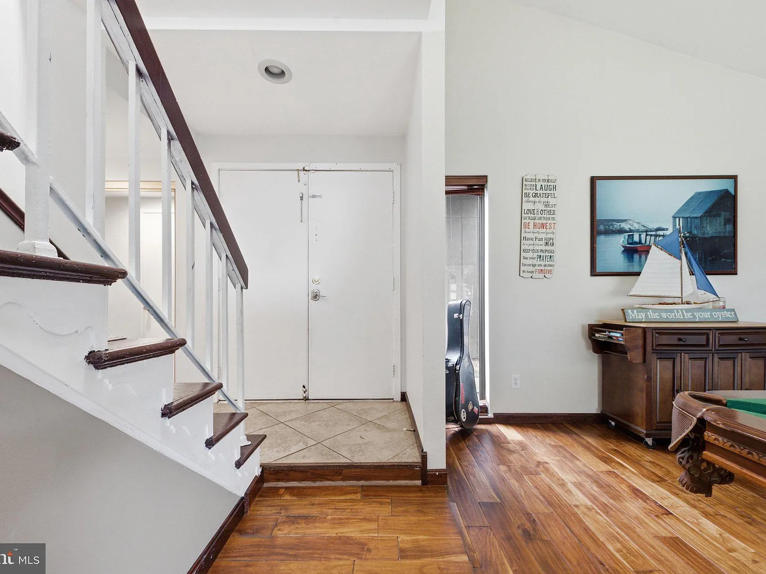 4 bed, 2.5 bath, 1846 sqft, $3,000 — Photo 2