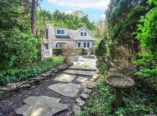 184 Carpenter Ave, Sea Cliff, NY 11579