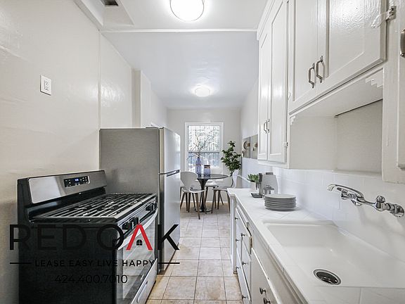 2nd image of 366 N Hayworth Ave #107A