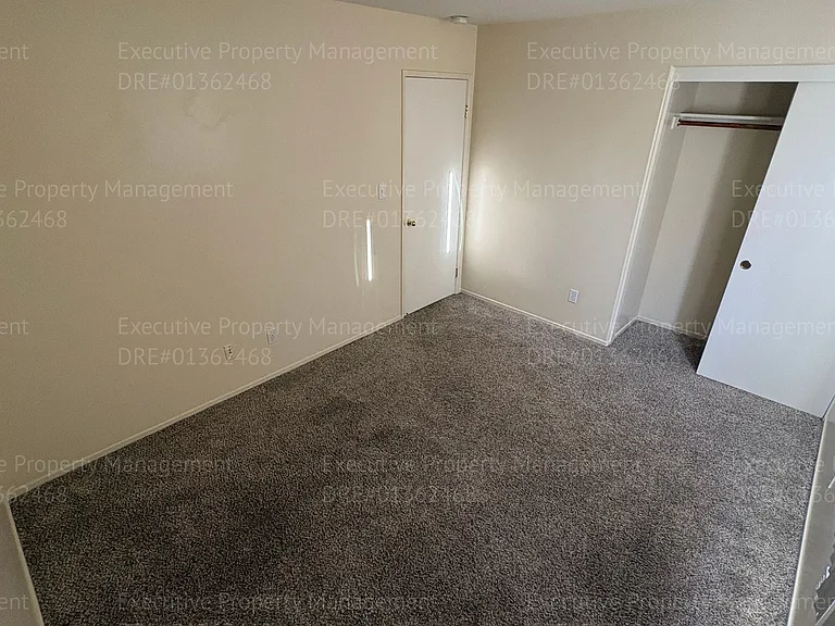 524 Sunset Meadow Ln — Photo 26