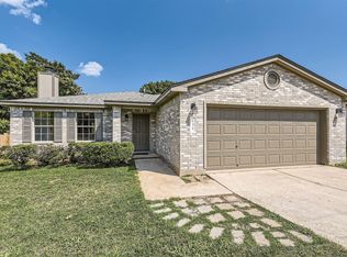131 Hilldale Ct, Kyle, TX 78640