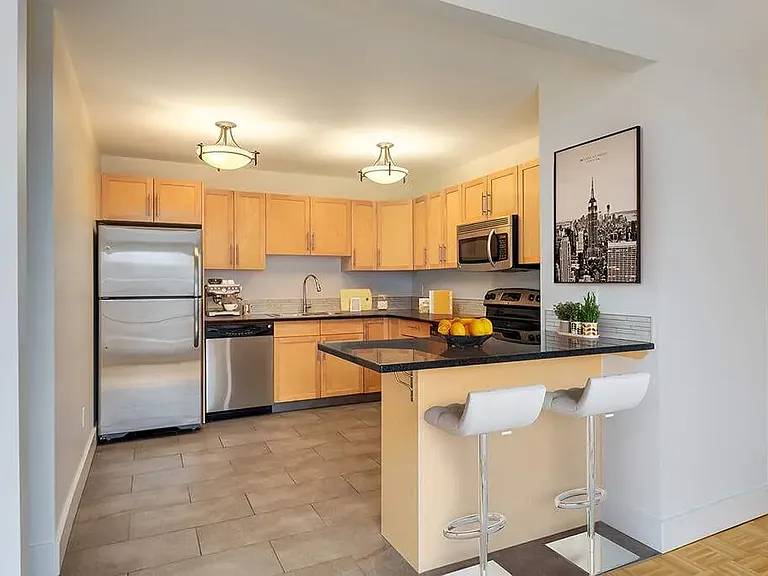 1309 Cameron Ave SW — Photo 5