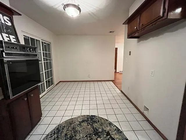 5332 Monte Dr — Photo 11
